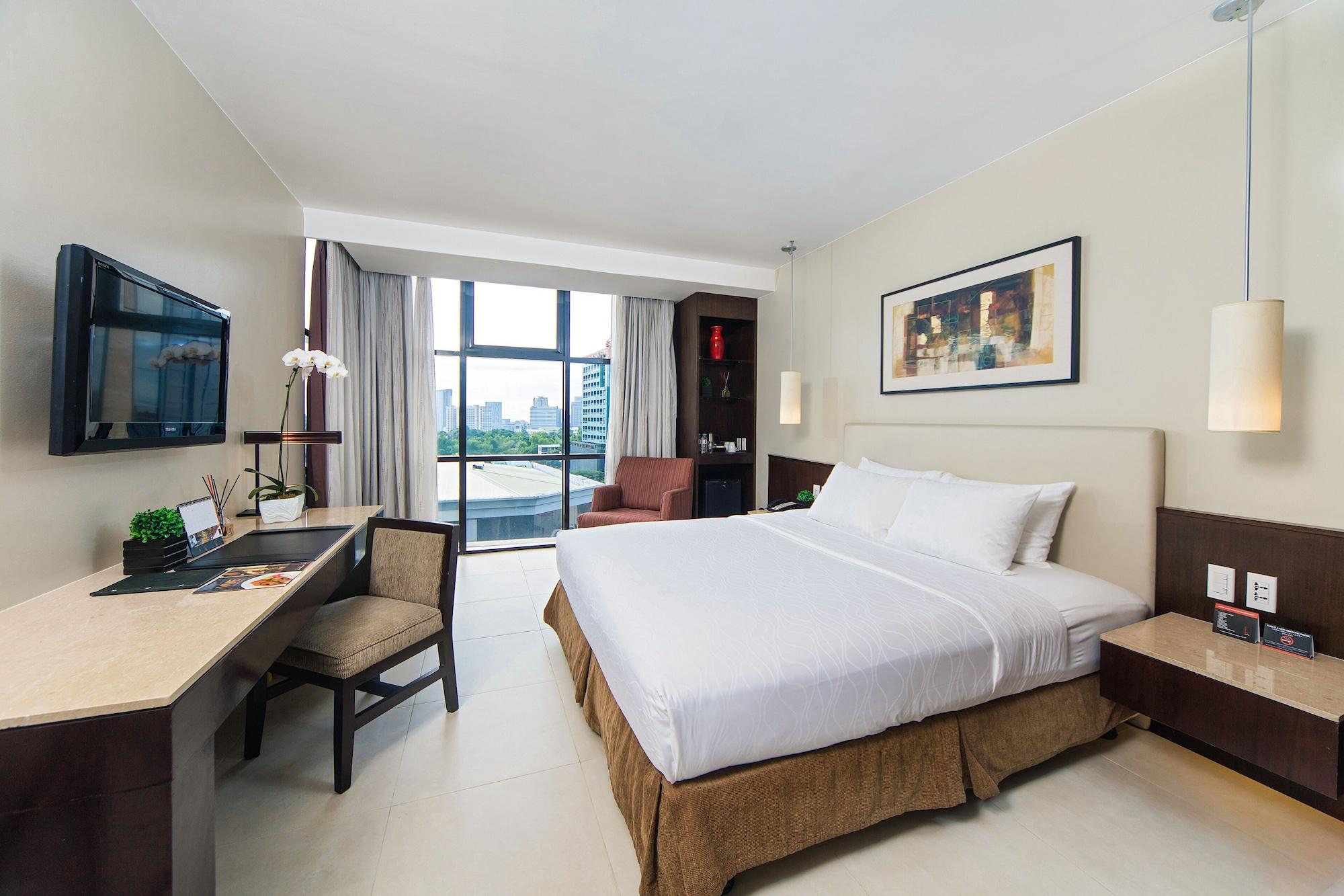 מונטינלופה The B Hotel Alabang מראה חיצוני תמונה