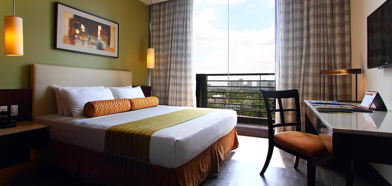 מונטינלופה The B Hotel Alabang מראה חיצוני תמונה