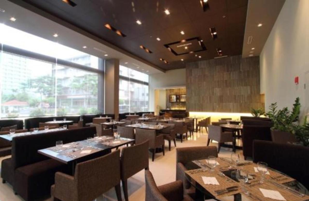 מונטינלופה The B Hotel Alabang מראה חיצוני תמונה