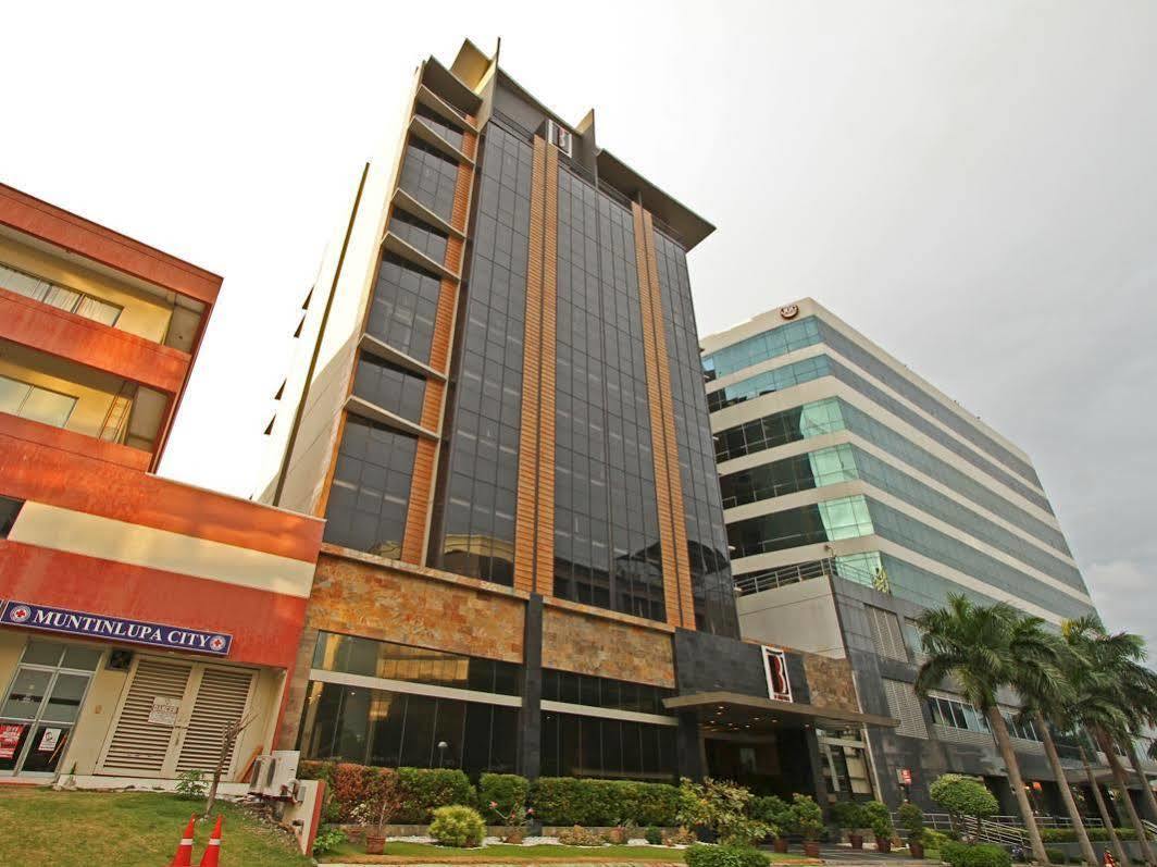 מונטינלופה The B Hotel Alabang מראה חיצוני תמונה