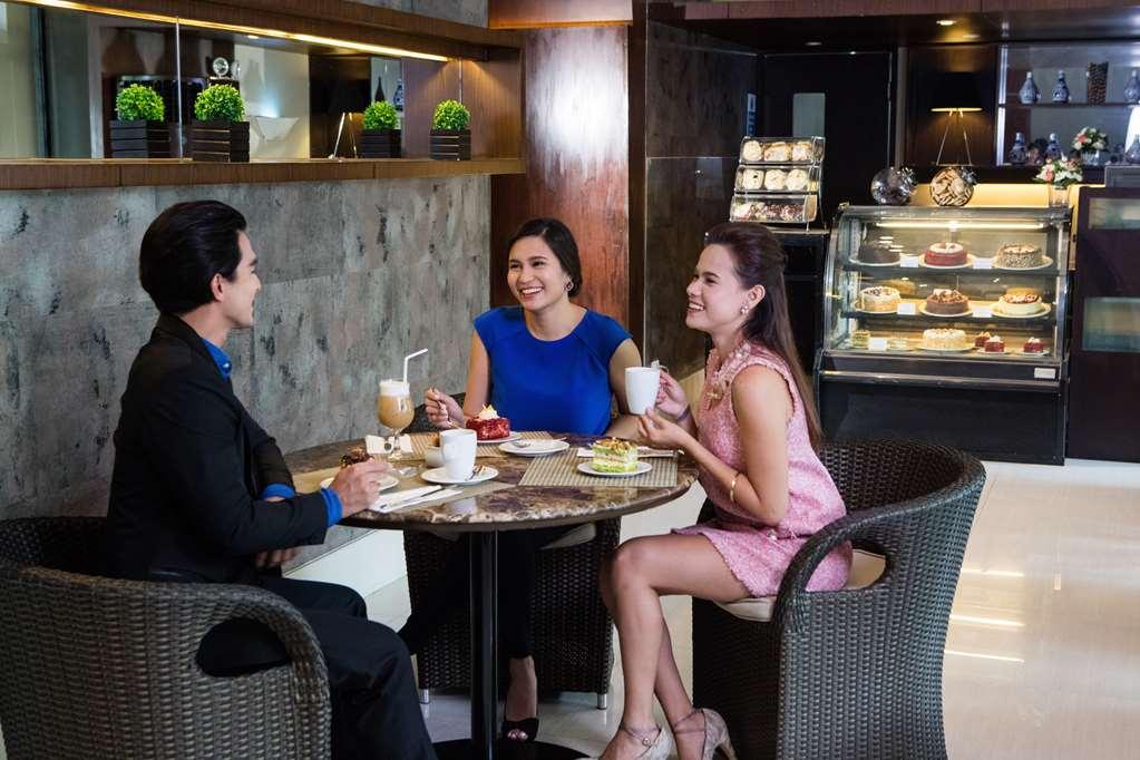 מונטינלופה The B Hotel Alabang מסעדה תמונה